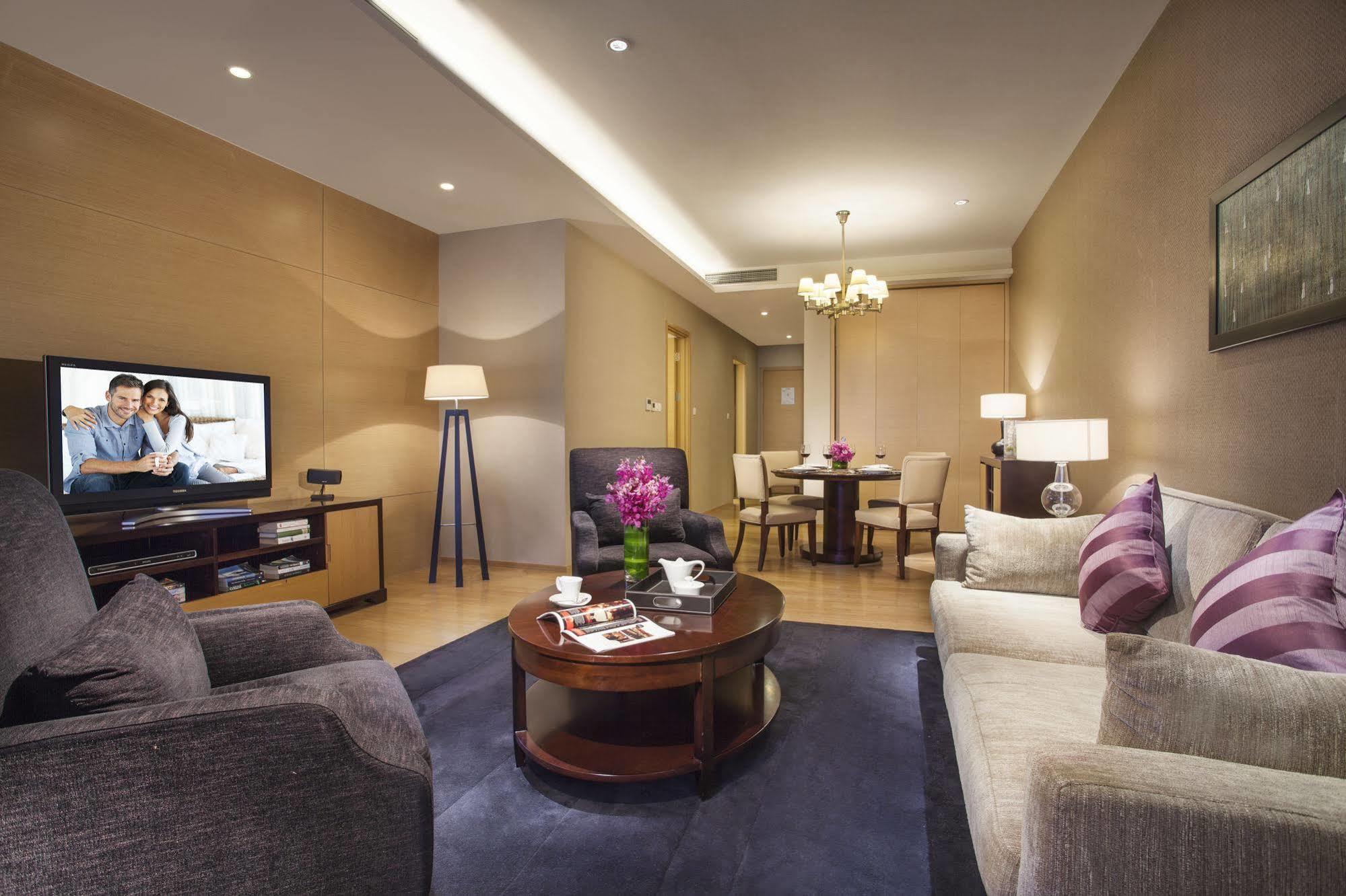 Somerset Grand Central Dalian Bagian luar foto